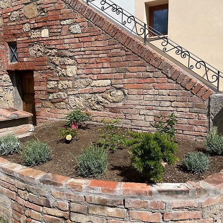 Montevenere 83 Villa Chiusi Exterior foto